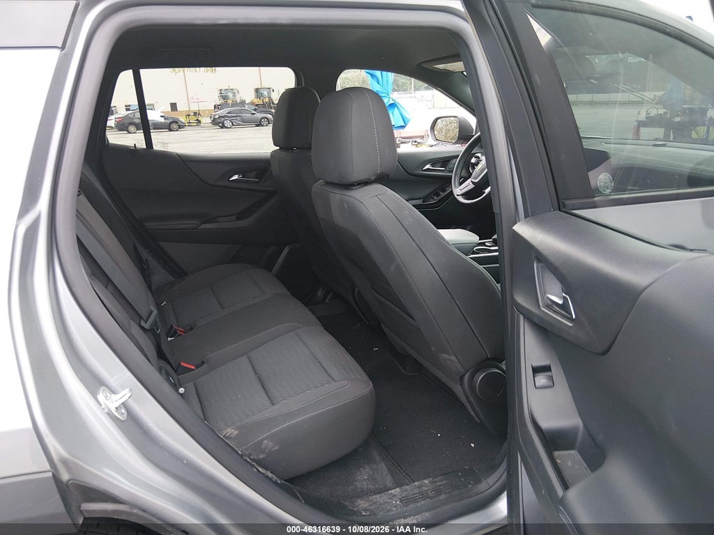 2026 Chevrolet Equinox FWD LT photo 8