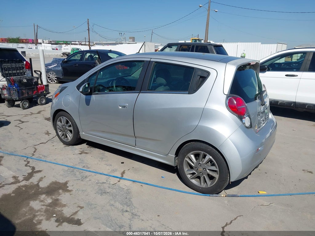 2015 Chevrolet Spark EV 1LT photo 3