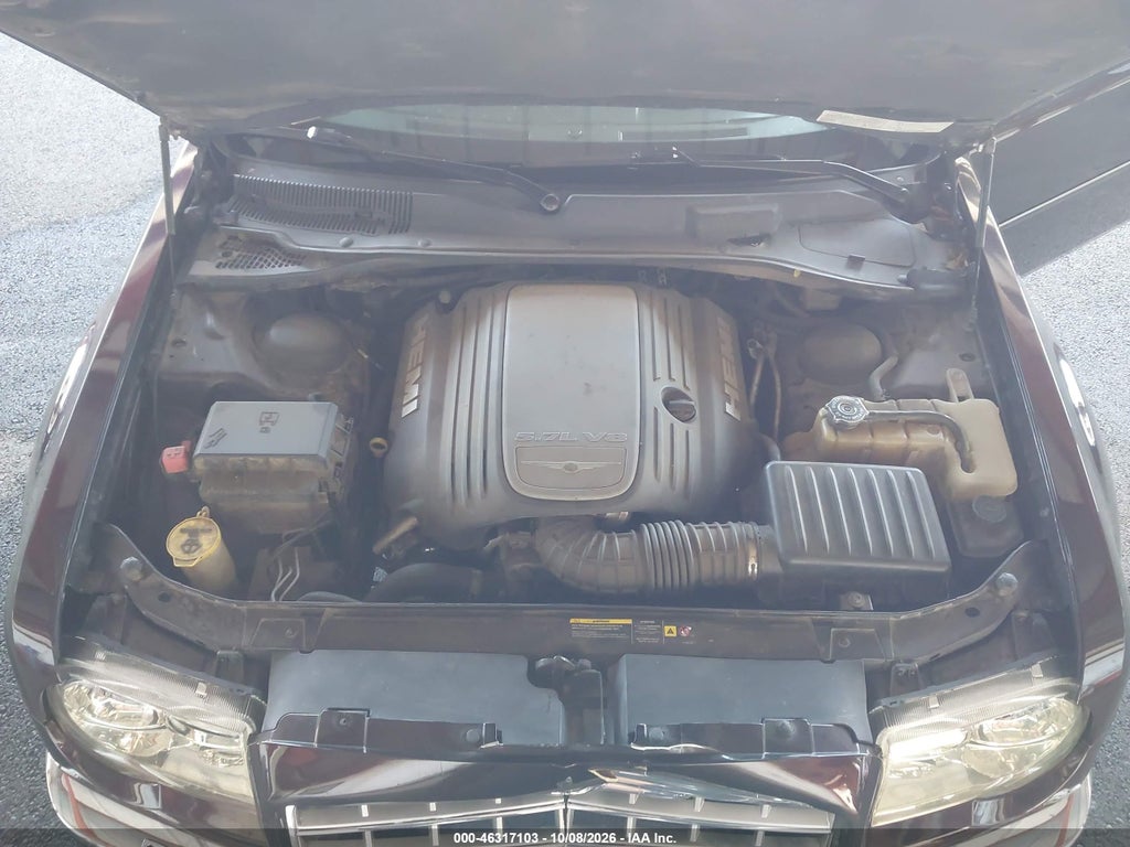 2005 Chrysler 300C photo 10