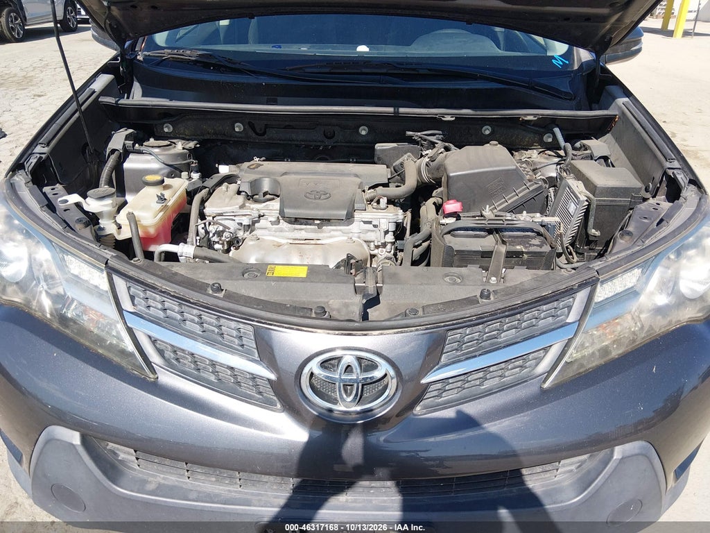 2013 Toyota RAV4 XLE photo 10