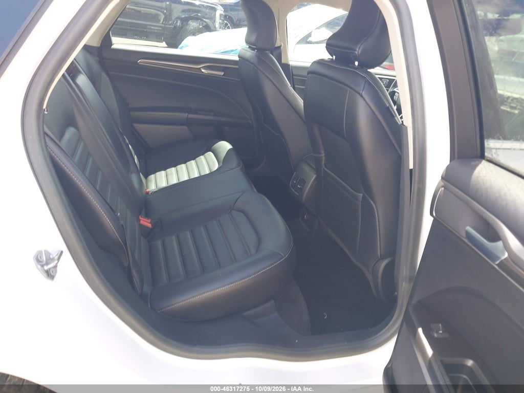 2018 Ford Fusion SE photo 8