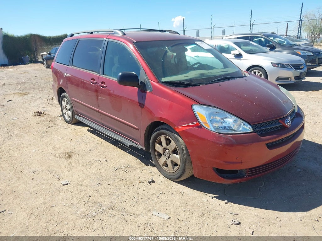 2004 Toyota Sienna LE photo 1