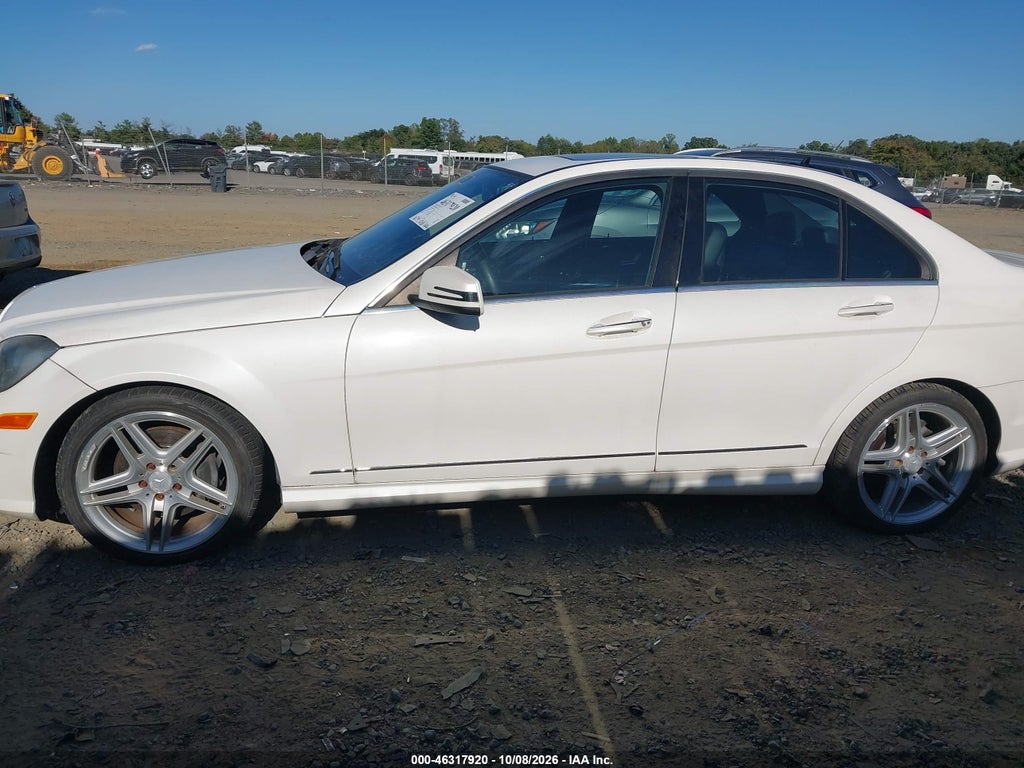 2013 Mercedes-Benz C 350 Sport photo 6