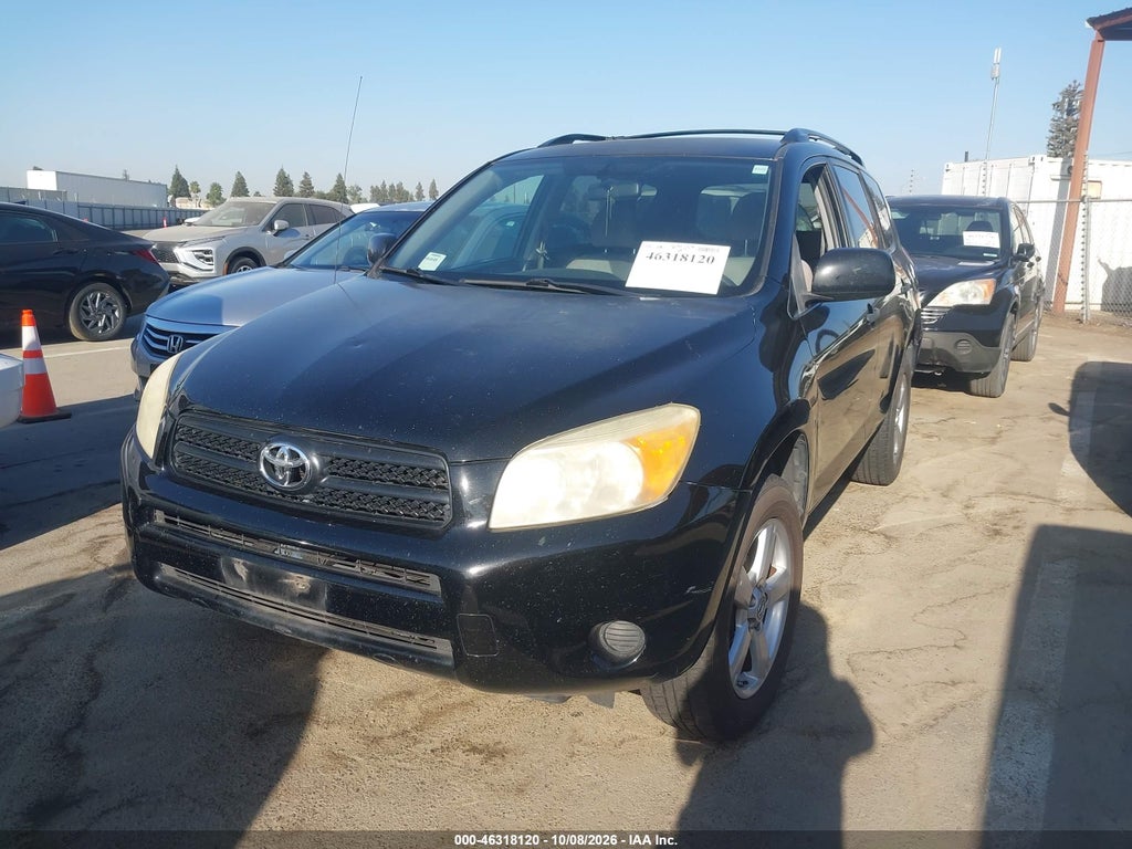 2008 Toyota RAV4 photo 2