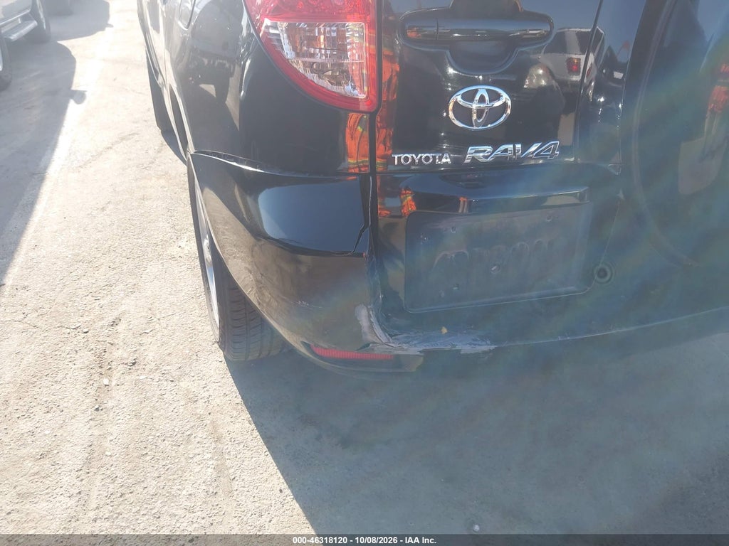 2008 Toyota RAV4 photo 6