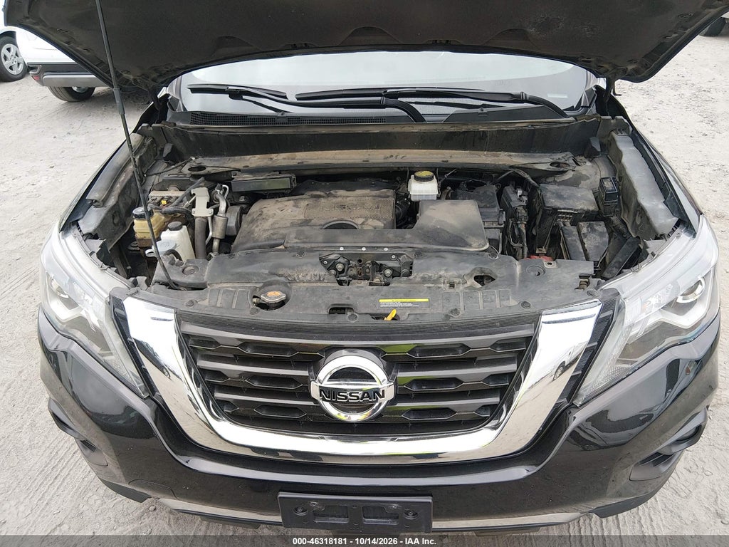 2019 Nissan Pathfinder SV photo 10