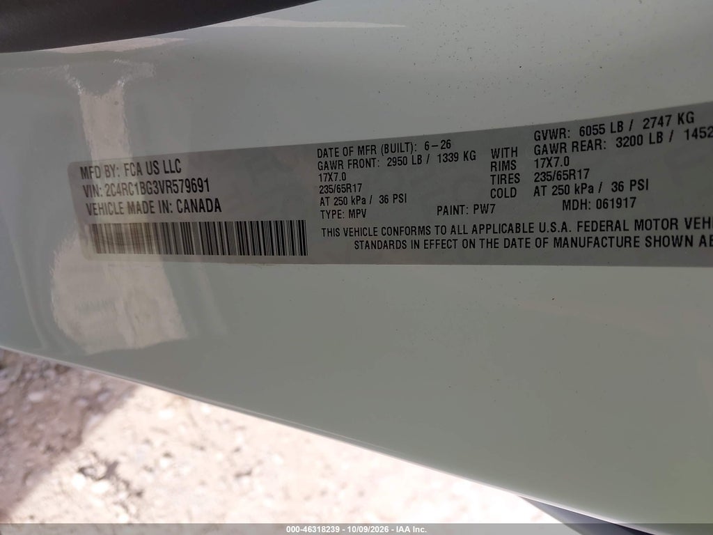 2027 Chrysler Pacifica photo 9