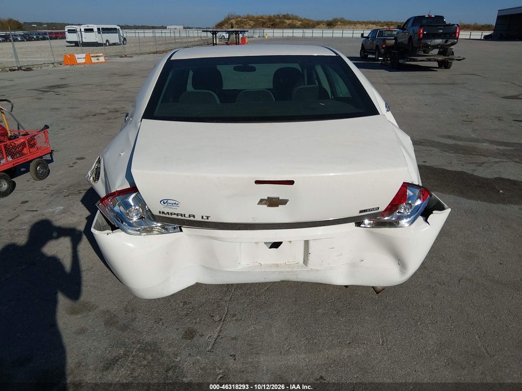 2009 Chevrolet Impala LT photo 6
