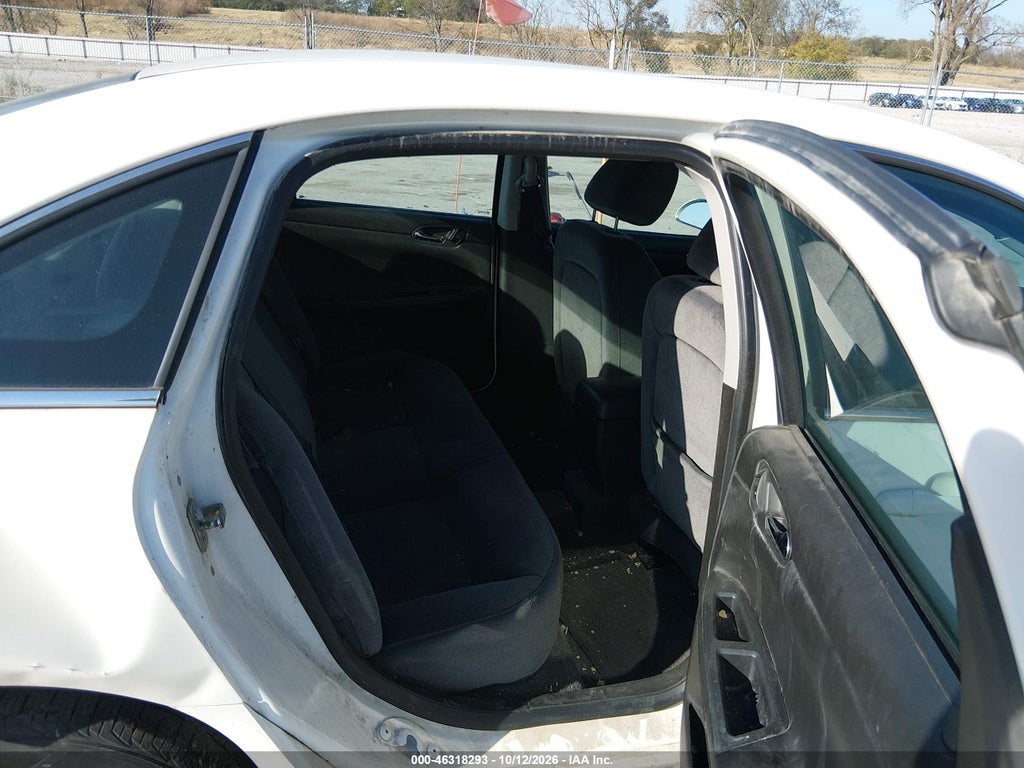 2009 Chevrolet Impala LT photo 8