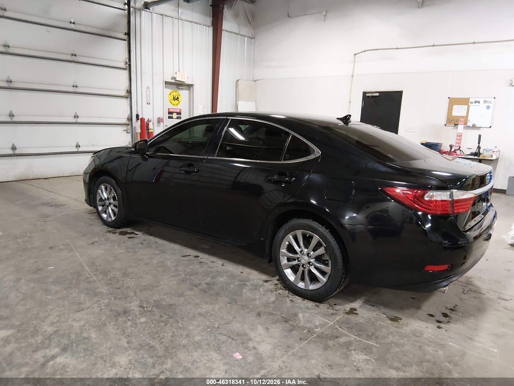 2013 Lexus ES 350 photo 3
