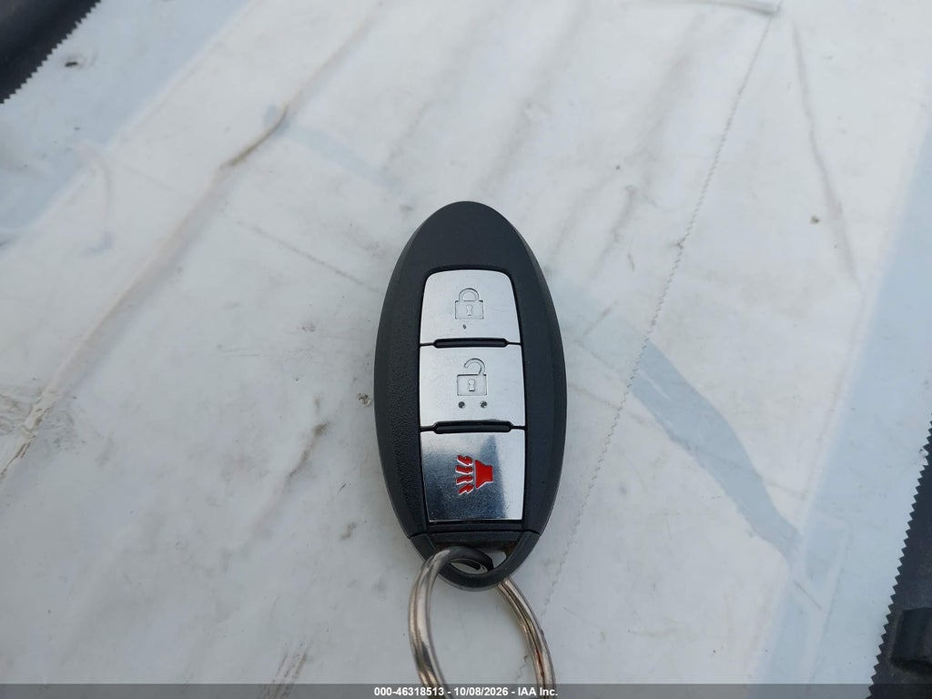 2013 Nissan Pathfinder SV photo 11