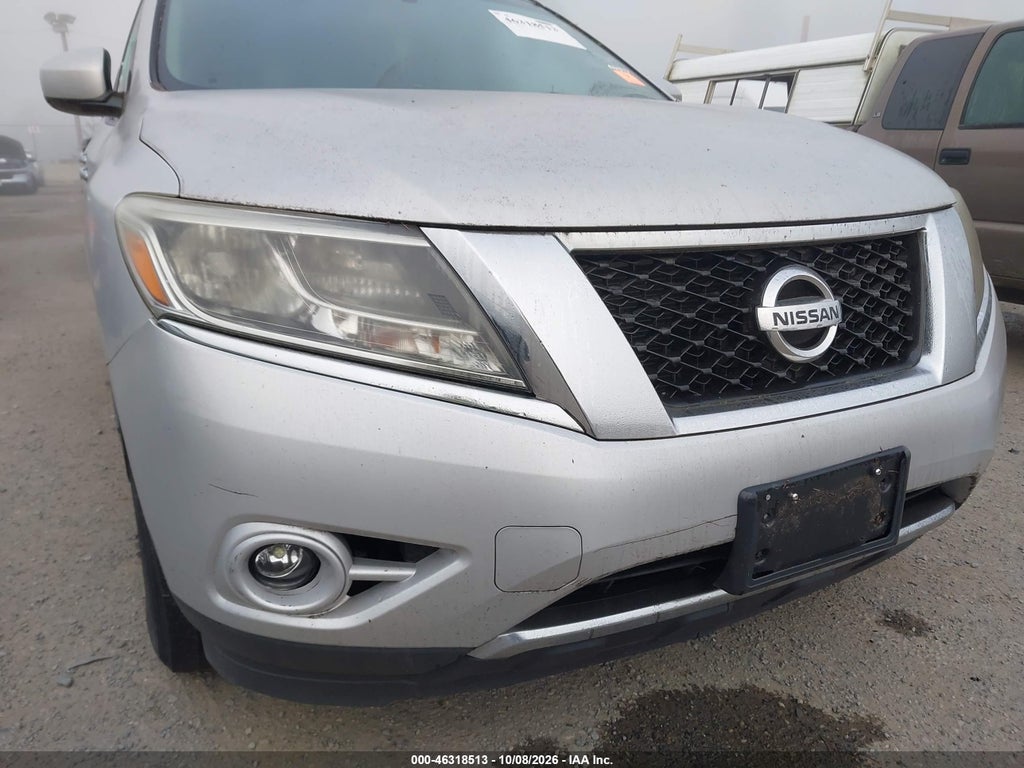 2013 Nissan Pathfinder SV photo 6