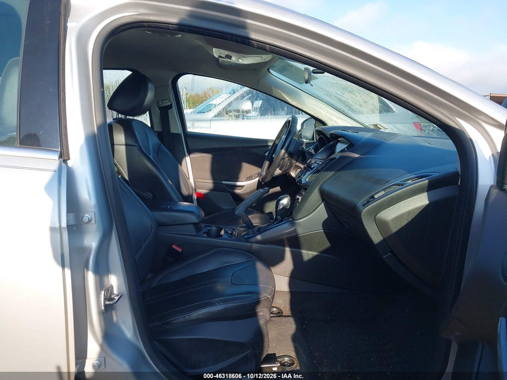 2013 Ford Focus Titanium photo 5