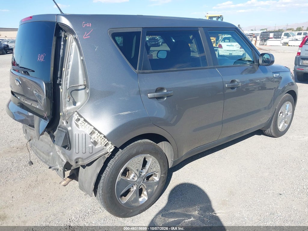 2016 Kia Soul photo 4