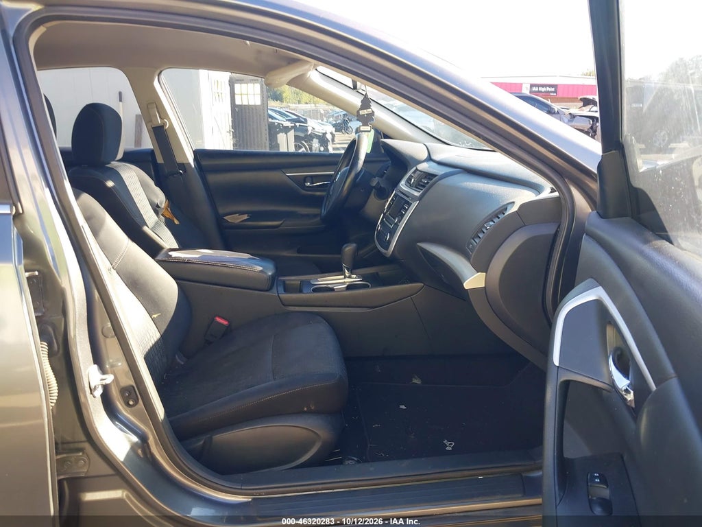 2016 Nissan Altima 2.5/2.5 S/2.5 SL/2.5 SR/2.5 SV photo 5