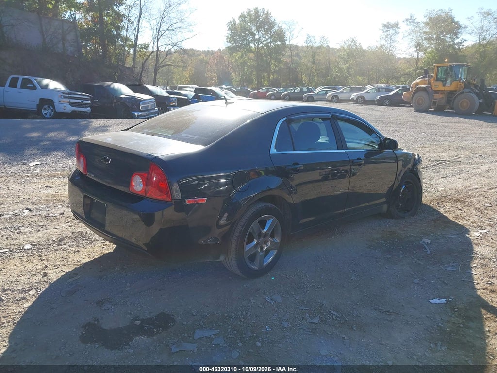 2011 Chevrolet Malibu LS photo 4