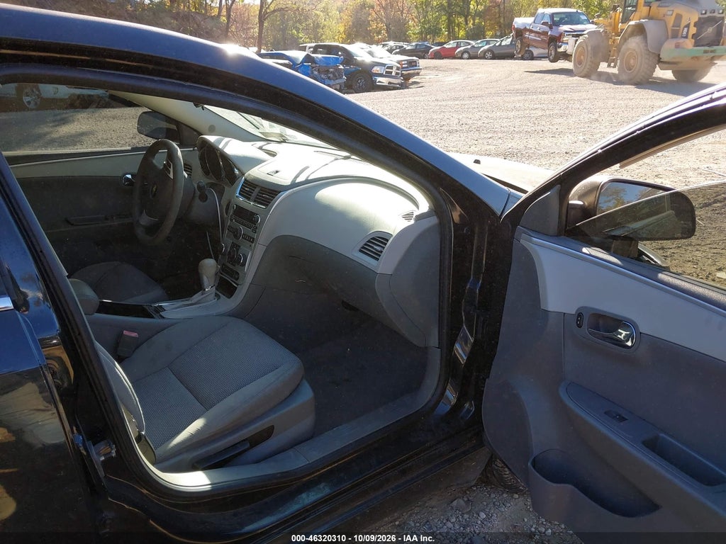 2011 Chevrolet Malibu LS photo 5