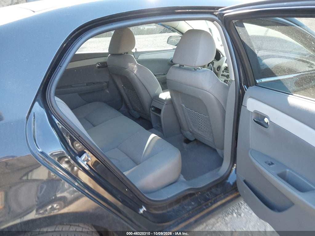 2011 Chevrolet Malibu LS photo 8