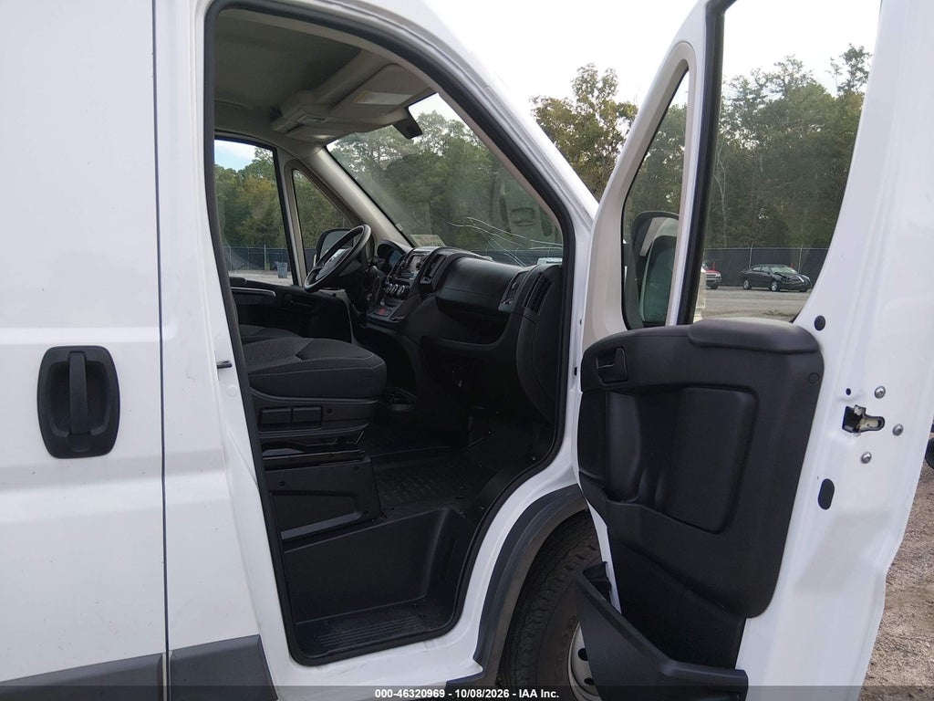2017 Ram Promaster 2500 High Roof 159 WB photo 5