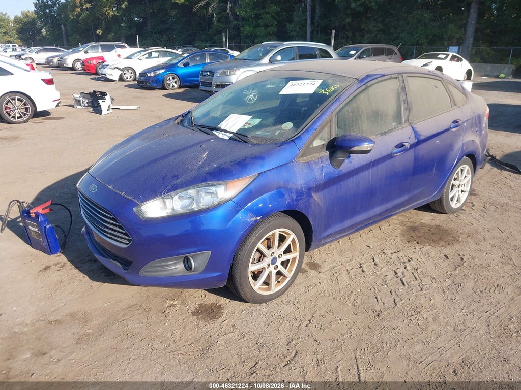 2014 Ford Fiesta SE photo 2