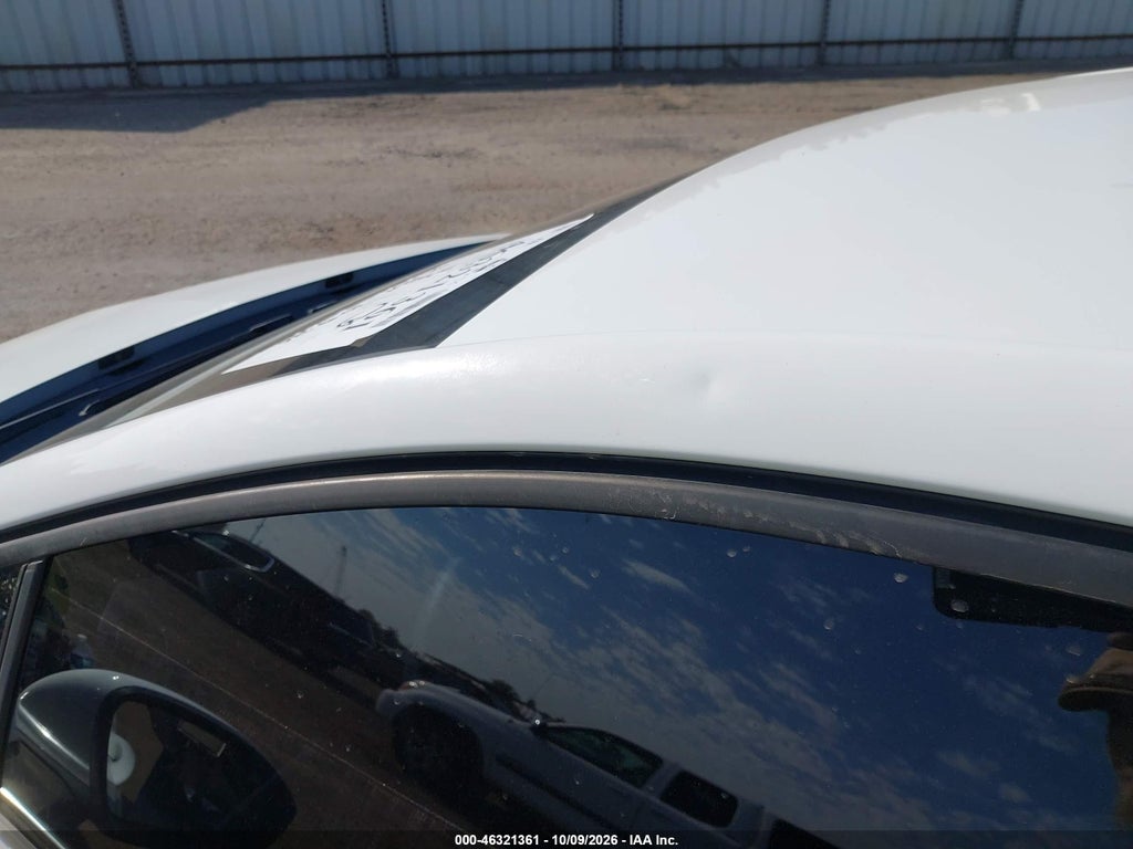 2018 Chevrolet Cruze LT Auto photo 6