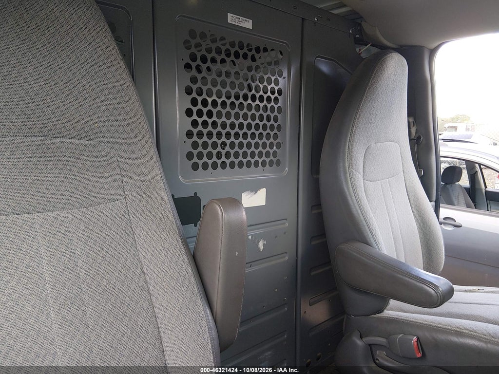 2013 Chevrolet Express 1500 Work Van photo 8