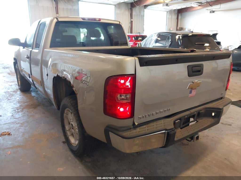 2008 Chevrolet Silverado 1500 LT1 photo 3
