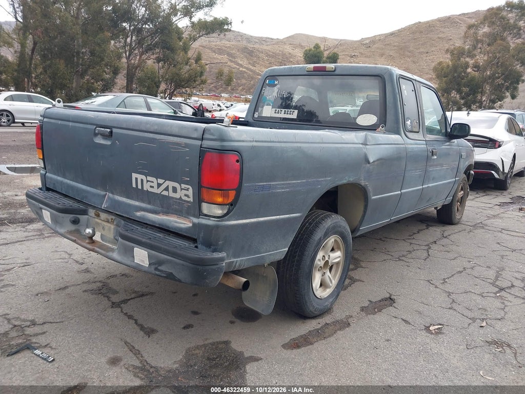 1994 Mazda B3000 Cab Plus photo 4