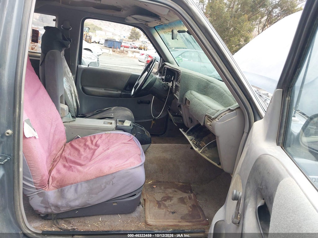 1994 Mazda B3000 Cab Plus photo 5