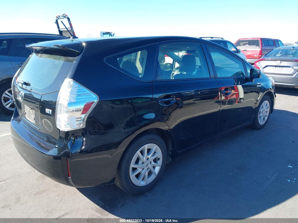 2012 Toyota Prius V TWO photo 4