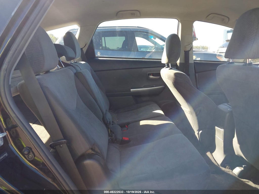 2012 Toyota Prius V TWO photo 8