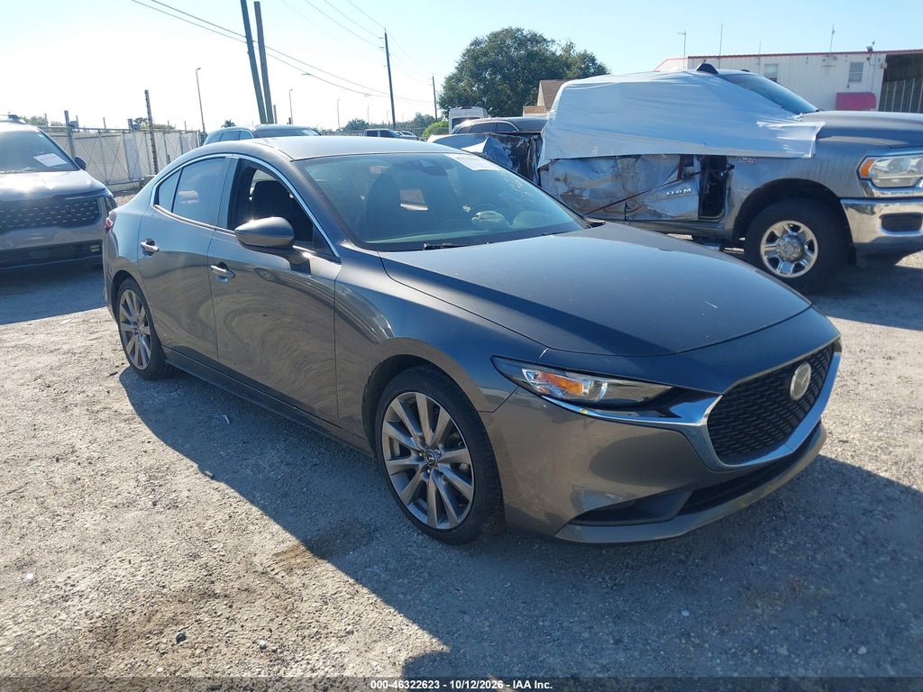 MAZDA 3 2020