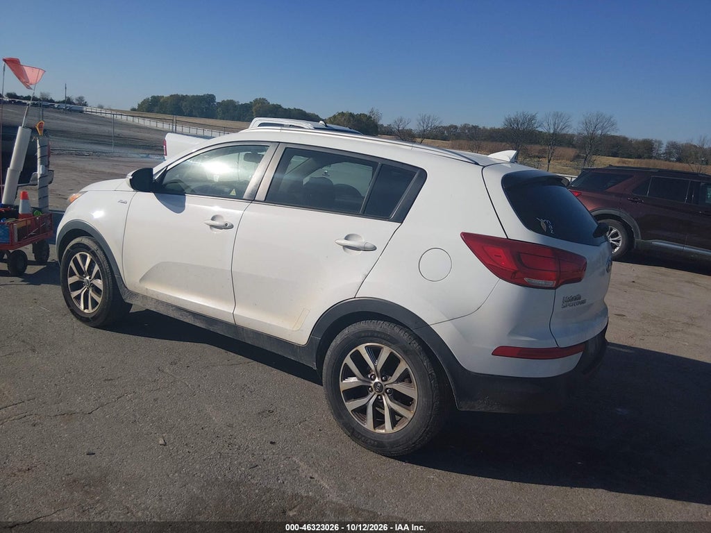 2015 Kia Sportage LX photo 3