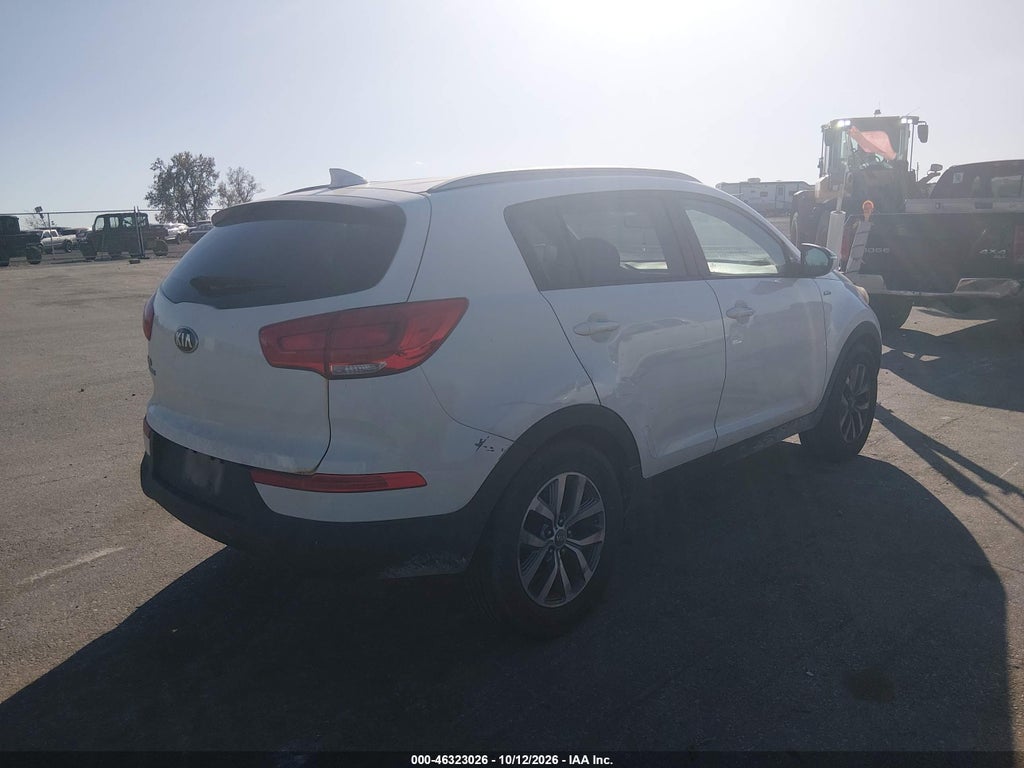 2015 Kia Sportage LX photo 4