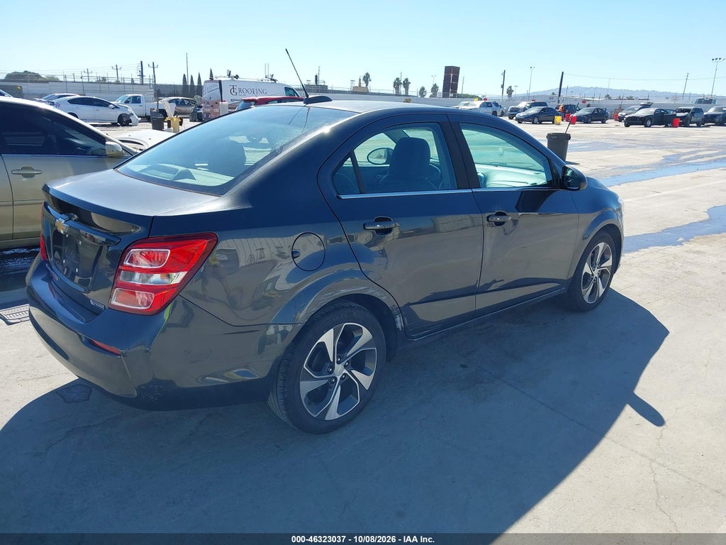 2017 Chevrolet Sonic Premier Auto photo 4