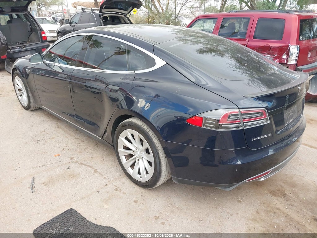 2013 Tesla Model S Performance photo 3