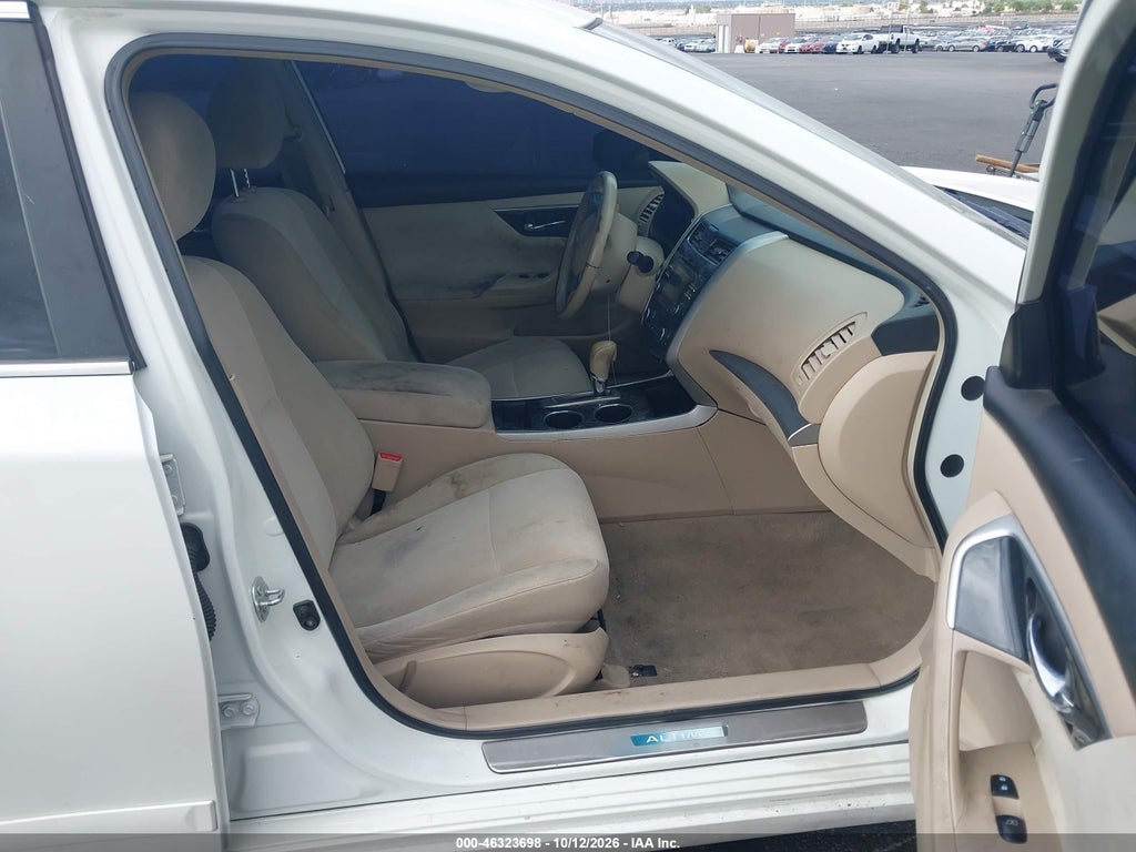 2013 Nissan Altima 2.5 SV photo 5