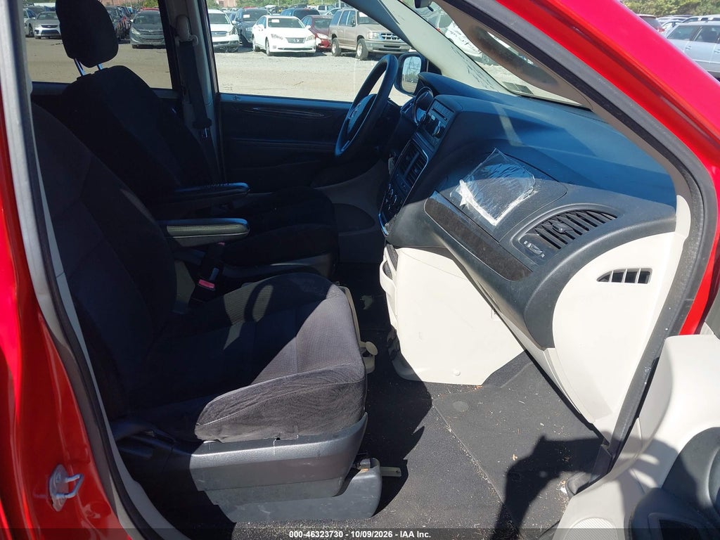 2014 Dodge Grand Caravan SE photo 5