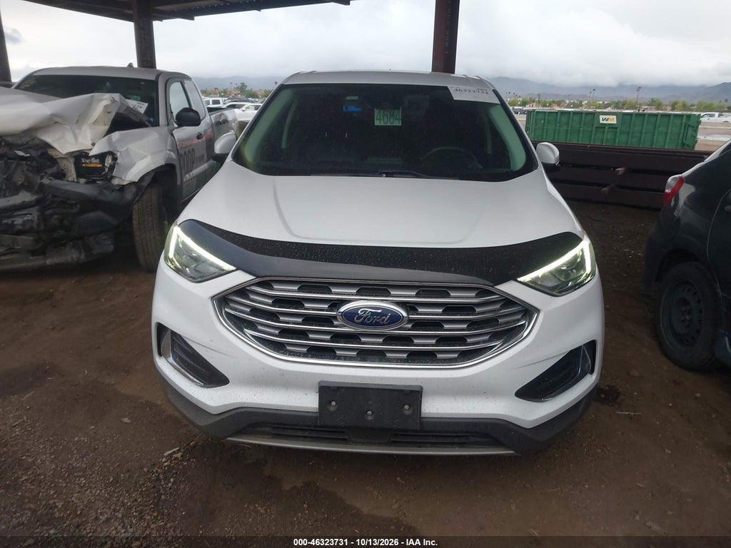 2022 Ford Edge SEL photo 6
