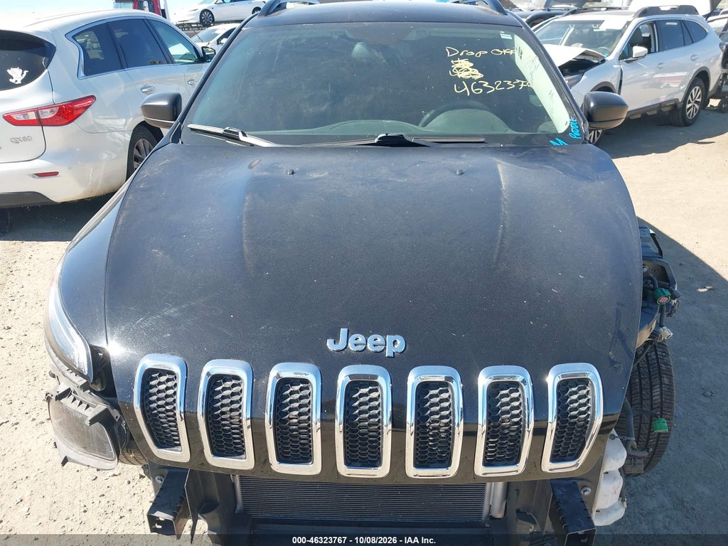 2017 Jeep Cherokee Sport FWD photo 10