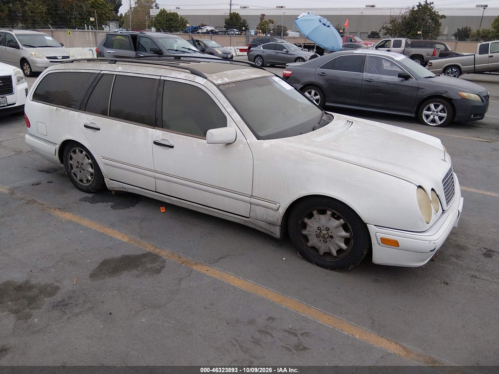 1999 Mercedes-Benz E 320 photo 1