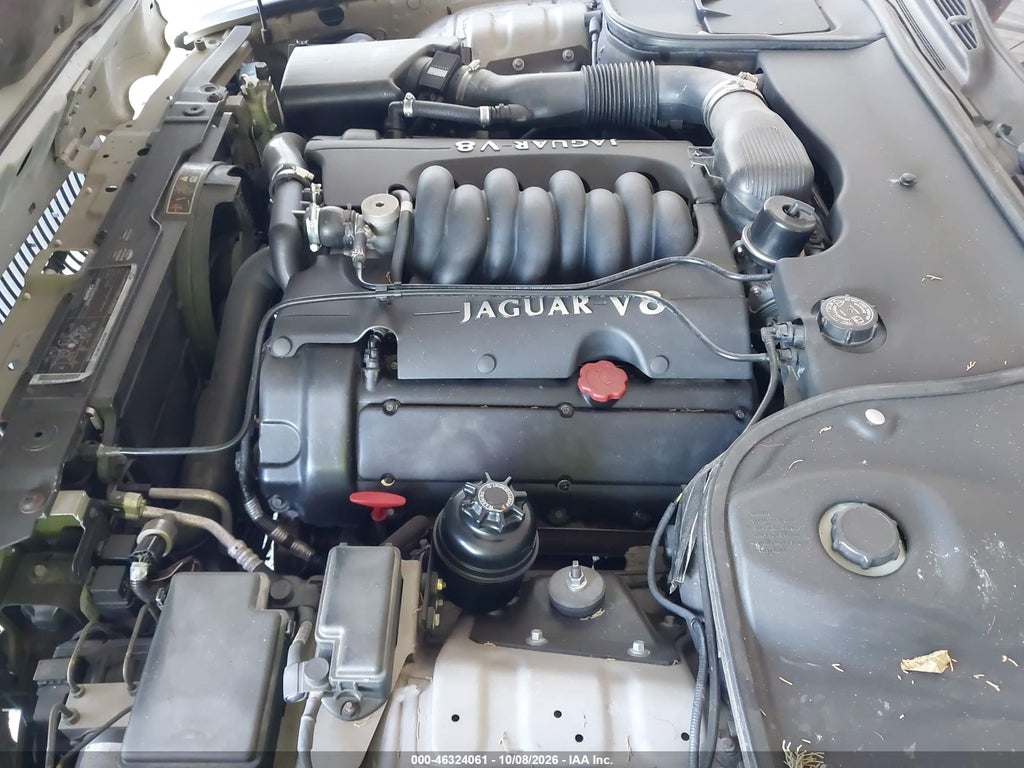 1998 Jaguar XJ8 photo 10