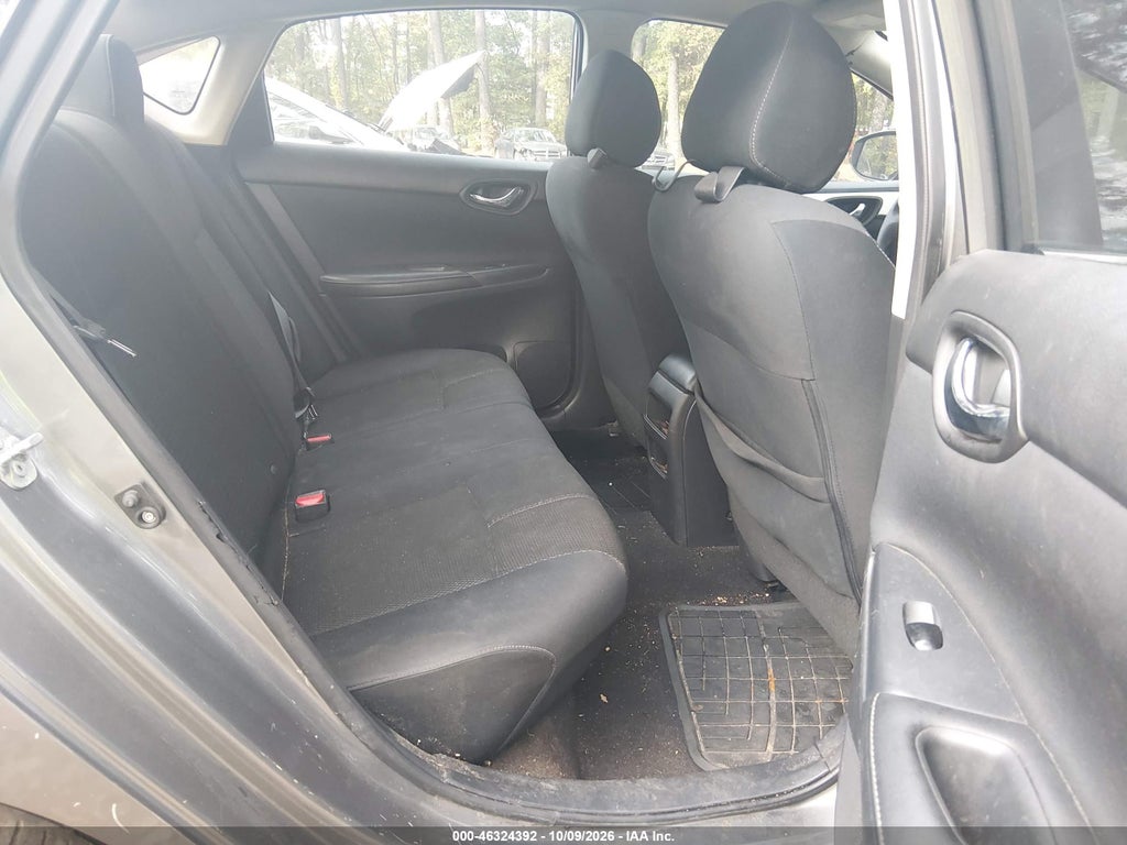 2016 Nissan Sentra S photo 8