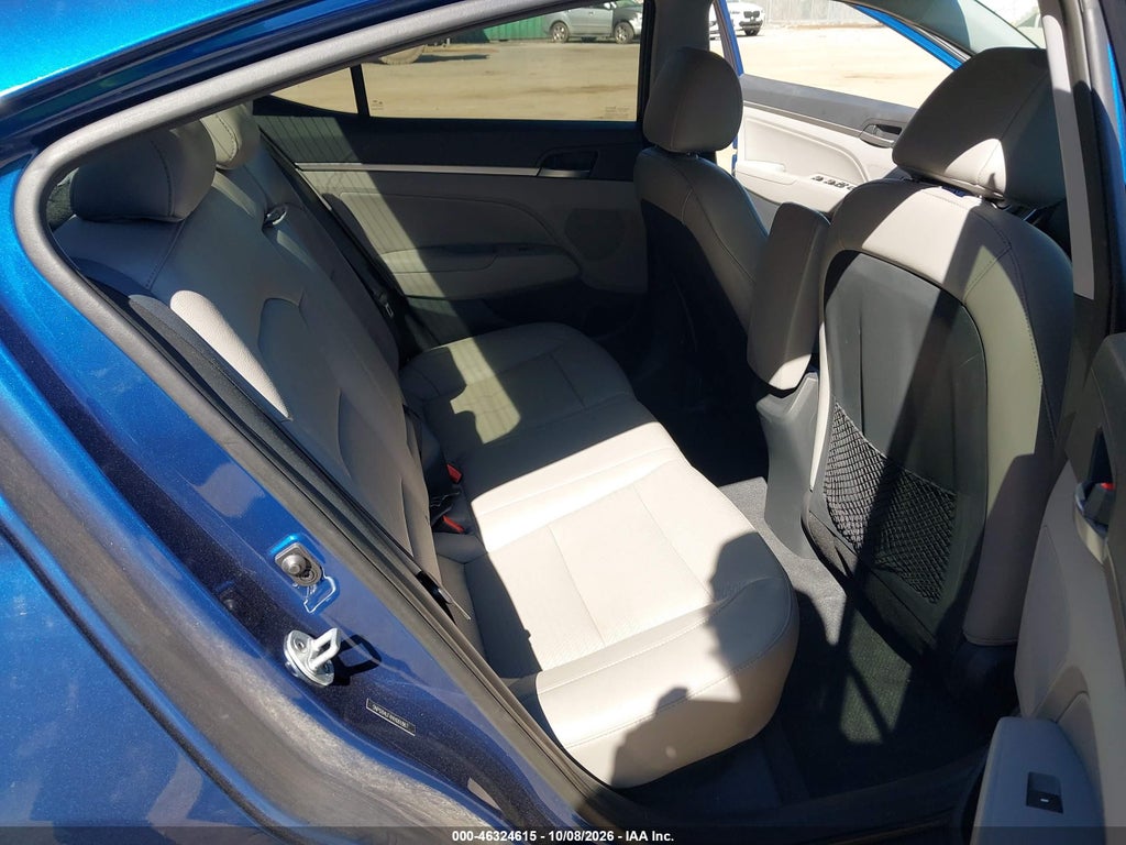 2017 Hyundai Elantra Limited photo 8