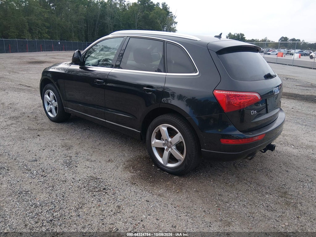 2012 Audi Q5 2.0T Premium photo 3