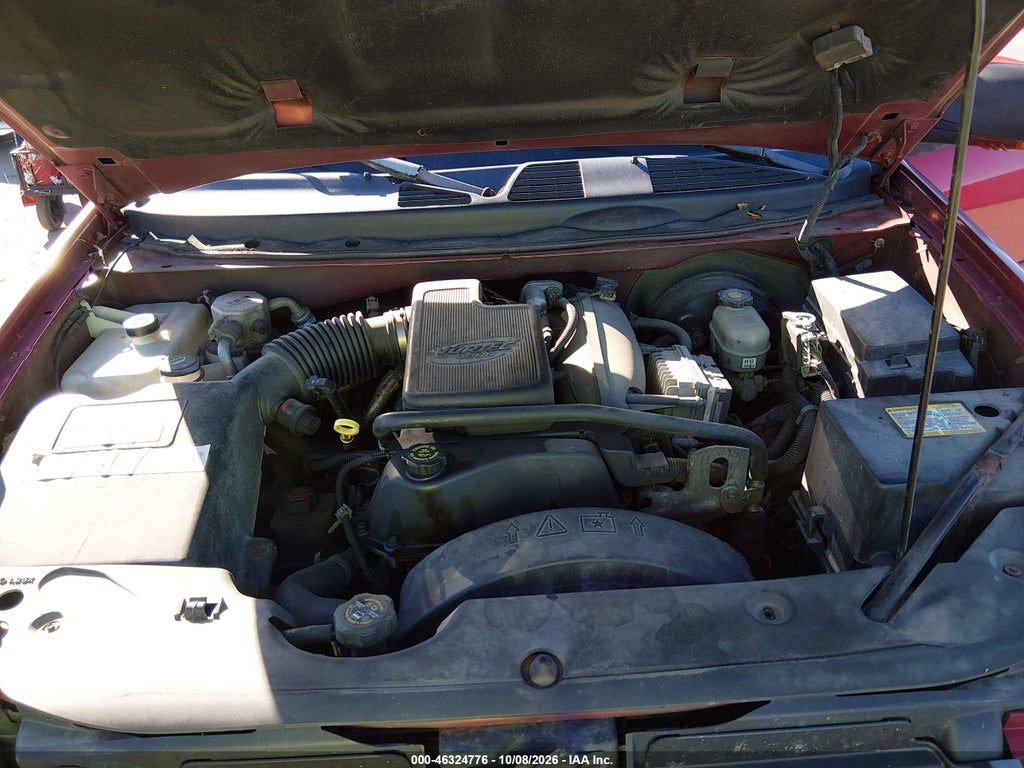 2002 GMC Envoy SLT photo 10
