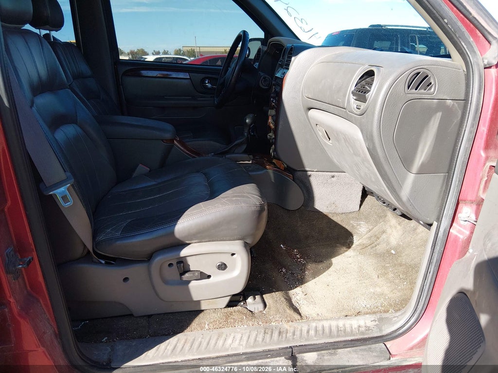 2002 GMC Envoy SLT photo 5