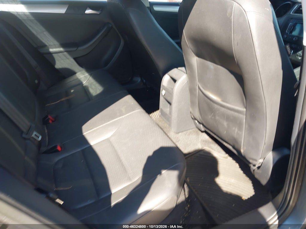 2015 Volkswagen Jetta 1.8T SE photo 8