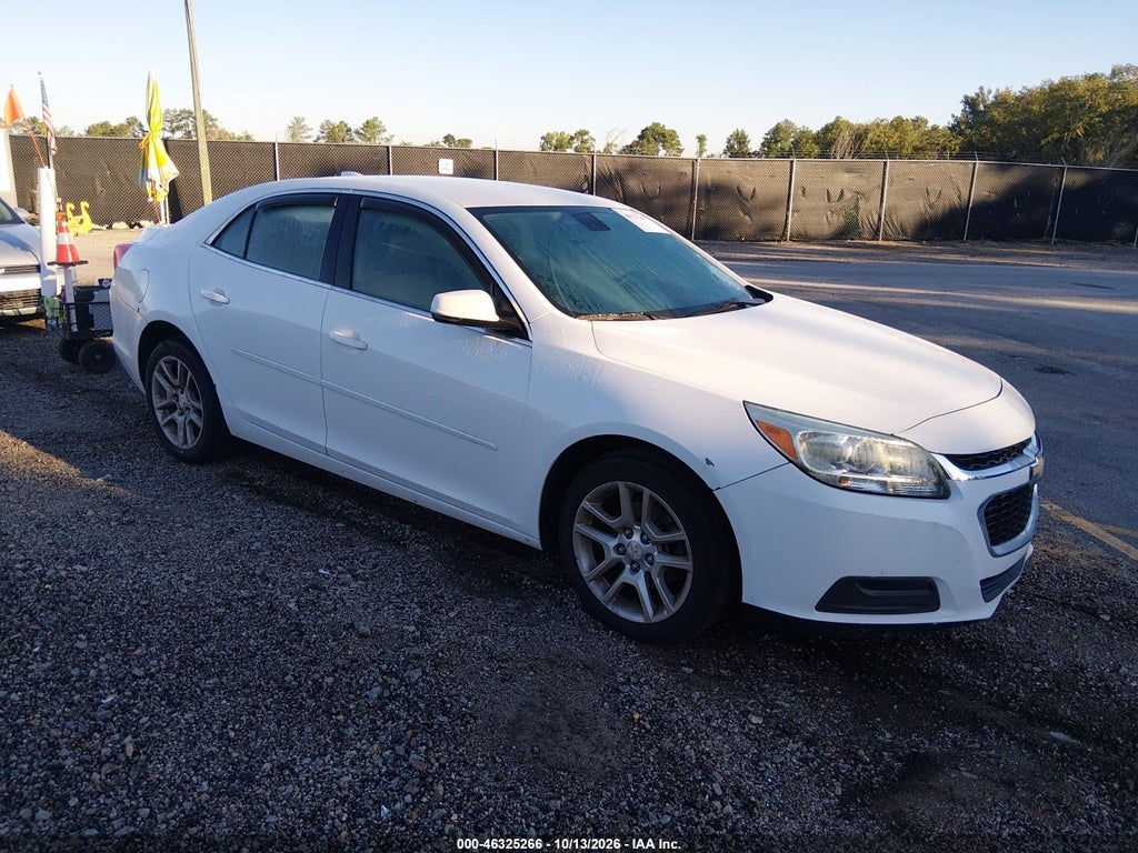 2015 Chevrolet Malibu 1LT photo 1