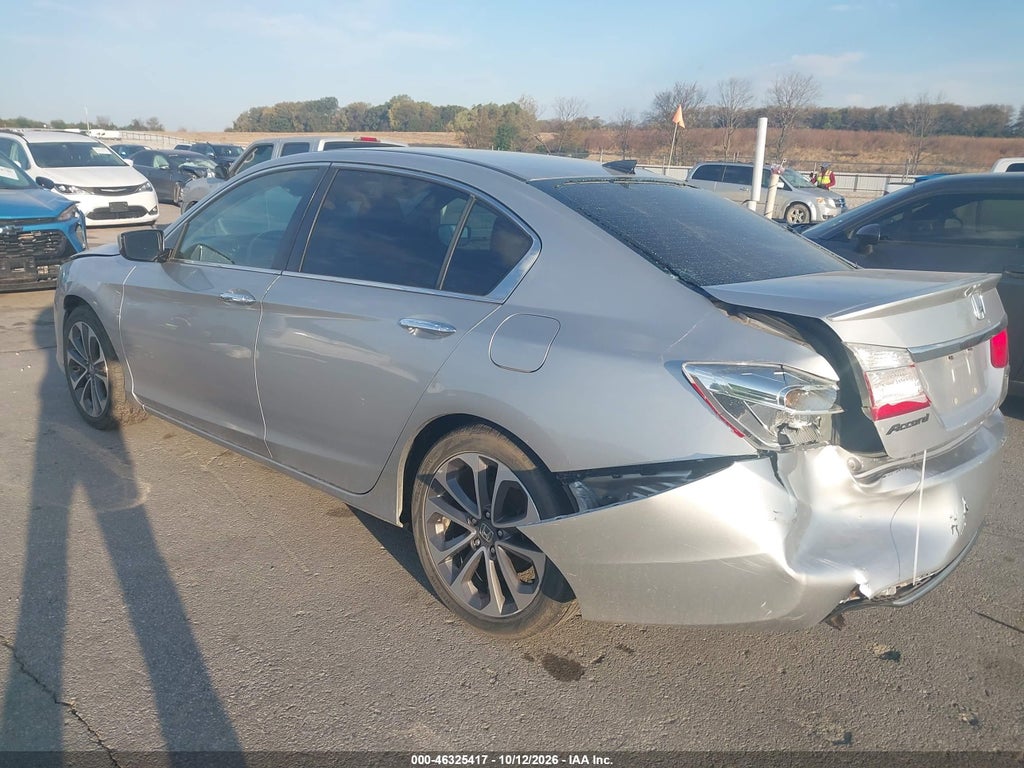 2015 Honda Accord Sport photo 3